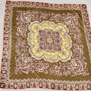 CLOSET CLEAR OUT! Beautiful 30-1/2" square vintage scarf